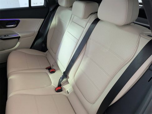 New 2026 Mercedes-Benz GLC 300 image 11