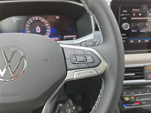 New 2026 Volkswagen Taos SE AWD/4WD image 16