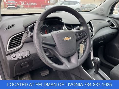 Certified 2019 Chevrolet Trax LS image 10