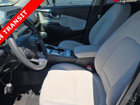 Used 2023 Hyundai Kona SE FWD image 6