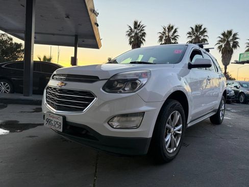 Used 2017 Chevrolet Equinox LT w/ Convenience Package image 22