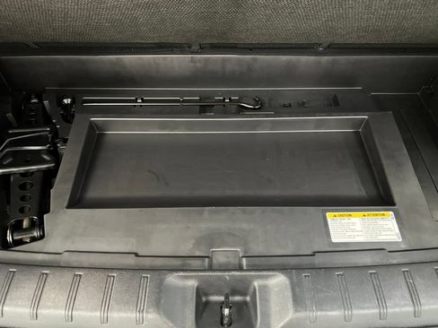 Used 2025 Toyota Grand Highlander FWD image 47