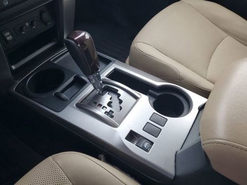 Used 2016 Toyota 4Runner Limited RWD image 17