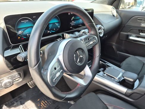 Used 2021 Mercedes-Benz GLA 250 image 17