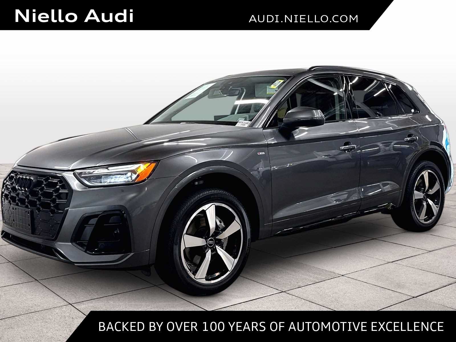 Used 2023 Audi Q5 2.0T Premium Plus w/ Premium Plus Package AWD/4WD image 1