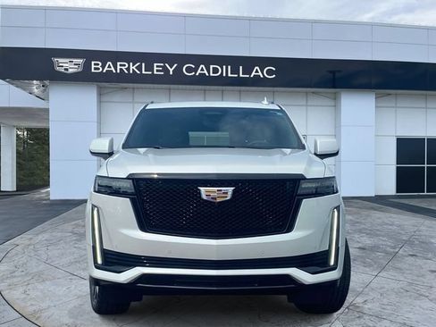 Used 2023 Cadillac Escalade Sport w/ Touring Package RWD image 8