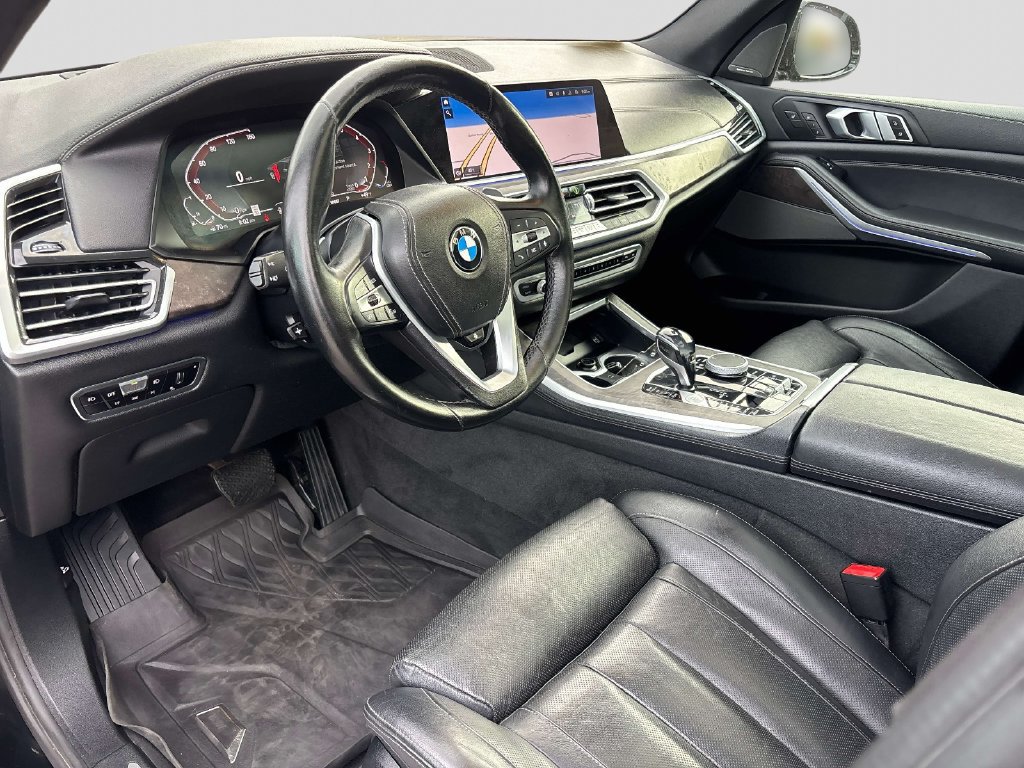 Used 2020 BMW X5 xDrive50i w/ Executive Package AWD/4WD image 22