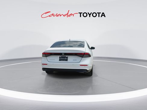 Used 2024 Honda Accord EX-L image 7