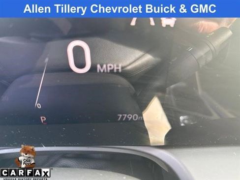 Certified 2025 Buick Encore GX Sport Touring image 19