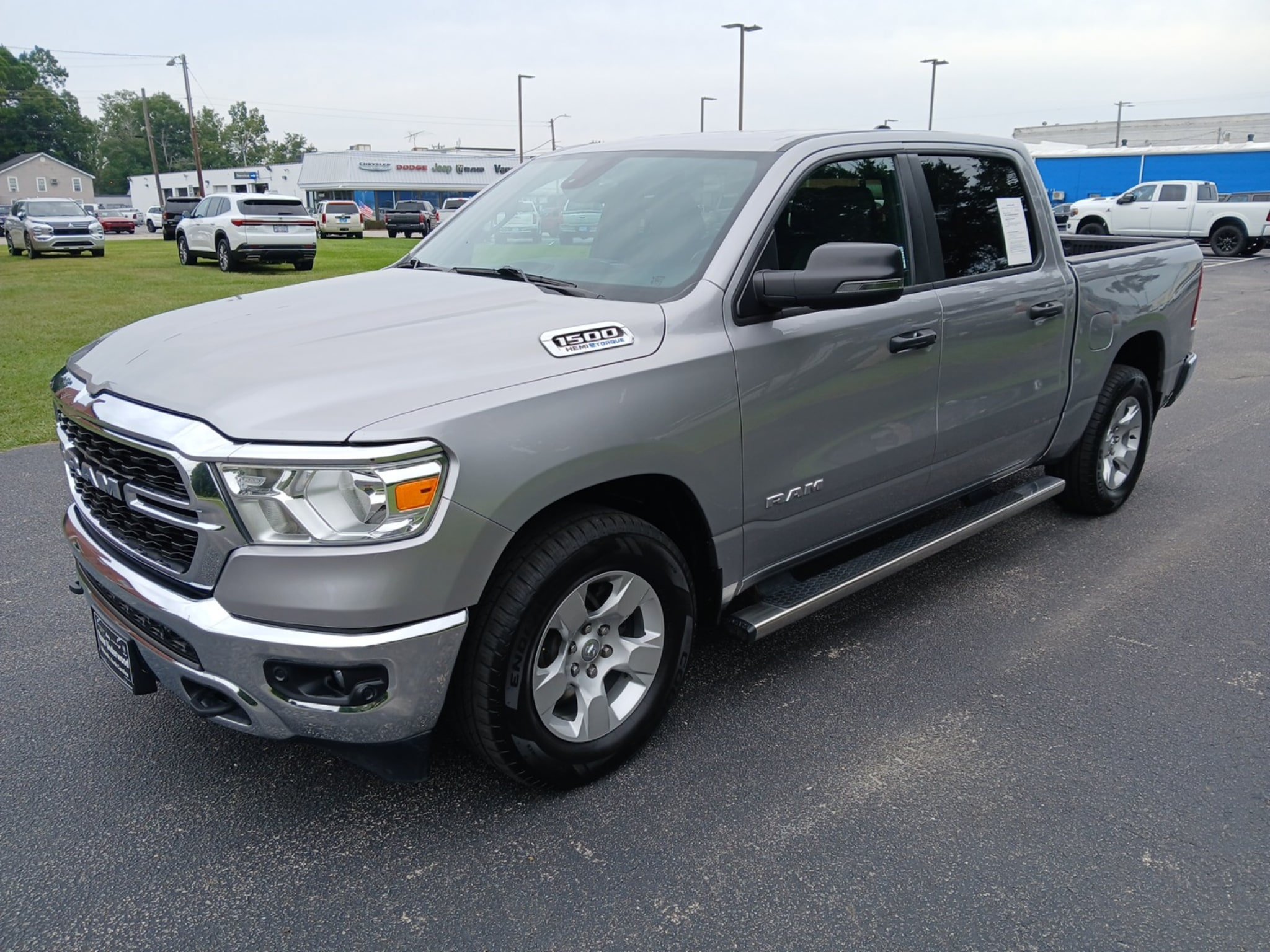 Used 2023 RAM 1500 Big Horn RWD image 12