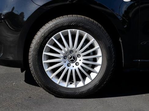 Used 2023 Mercedes-Benz Metris Passenger image 5