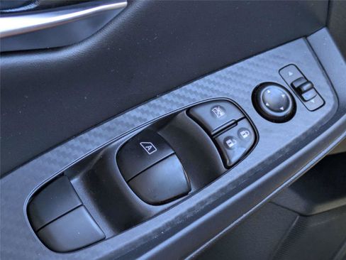 Used 2025 Nissan Sentra SV FWD image 24