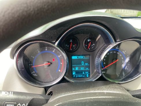 Used 2016 Chevrolet Cruze LT FWD image 12