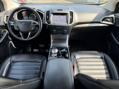 Used 2019 Ford Edge SEL w/ Equipment Group 201A AWD/4WD image 11