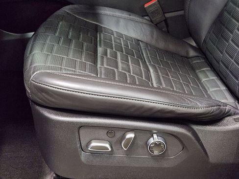 Used 2024 Cadillac Escalade Sport Platinum image 46