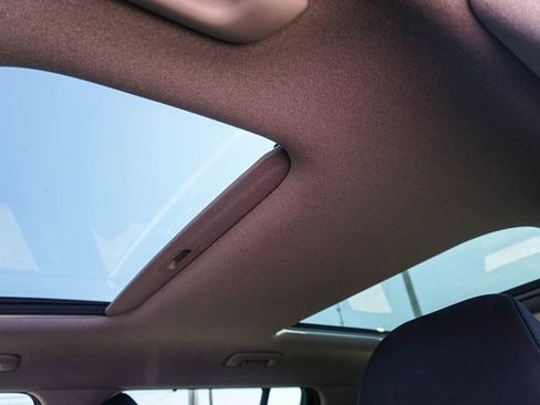 Used 2025 Hyundai Santa Fe Limited image 32