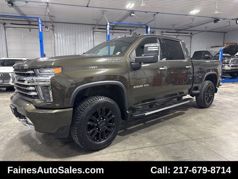 Used 2022 Chevrolet Silverado 2500 High Country w/ Z71 Off-Road Package image 4