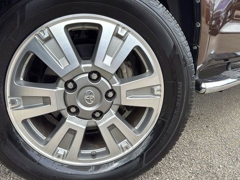 Used 2017 Toyota Tundra 1794 Edition image 9