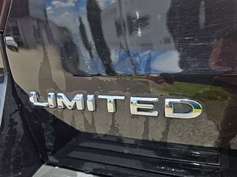 Used 2022 Ford Expedition Max Limited AWD/4WD image 5