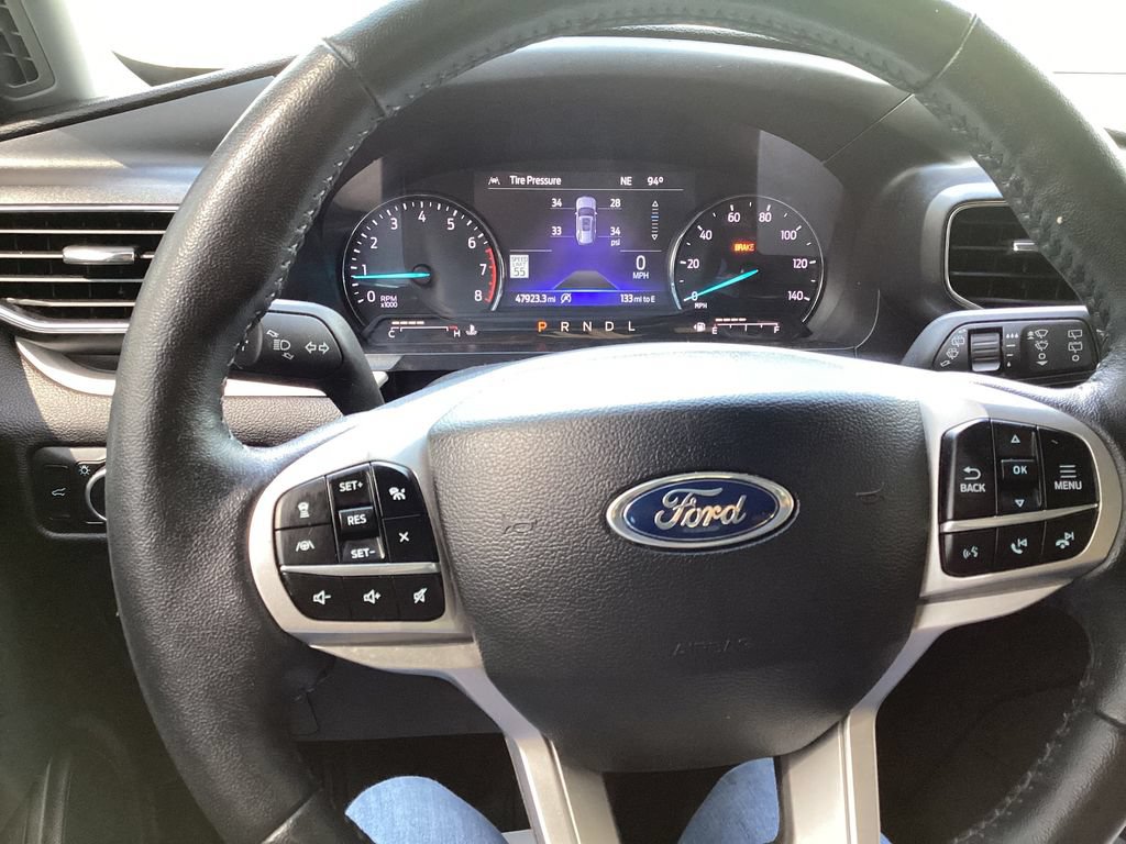 Used 2023 Ford Explorer XLT RWD image 32