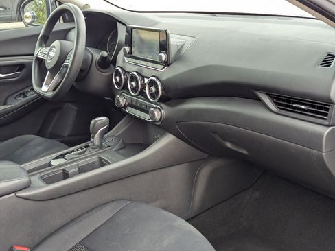 Used 2022 Nissan Sentra S image 28