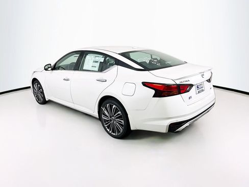 New 2025 Nissan Altima 2.5 SL image 5