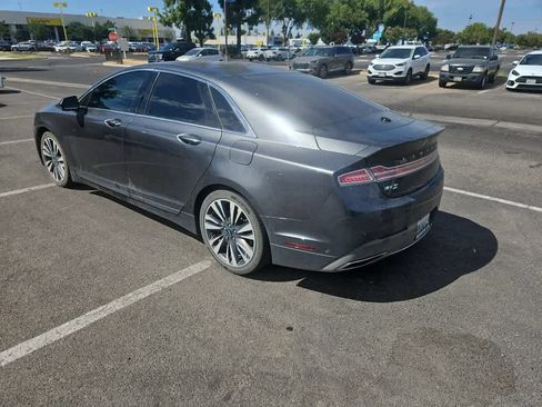 Used 2019 Lincoln MKZ Reserve FWD image 5