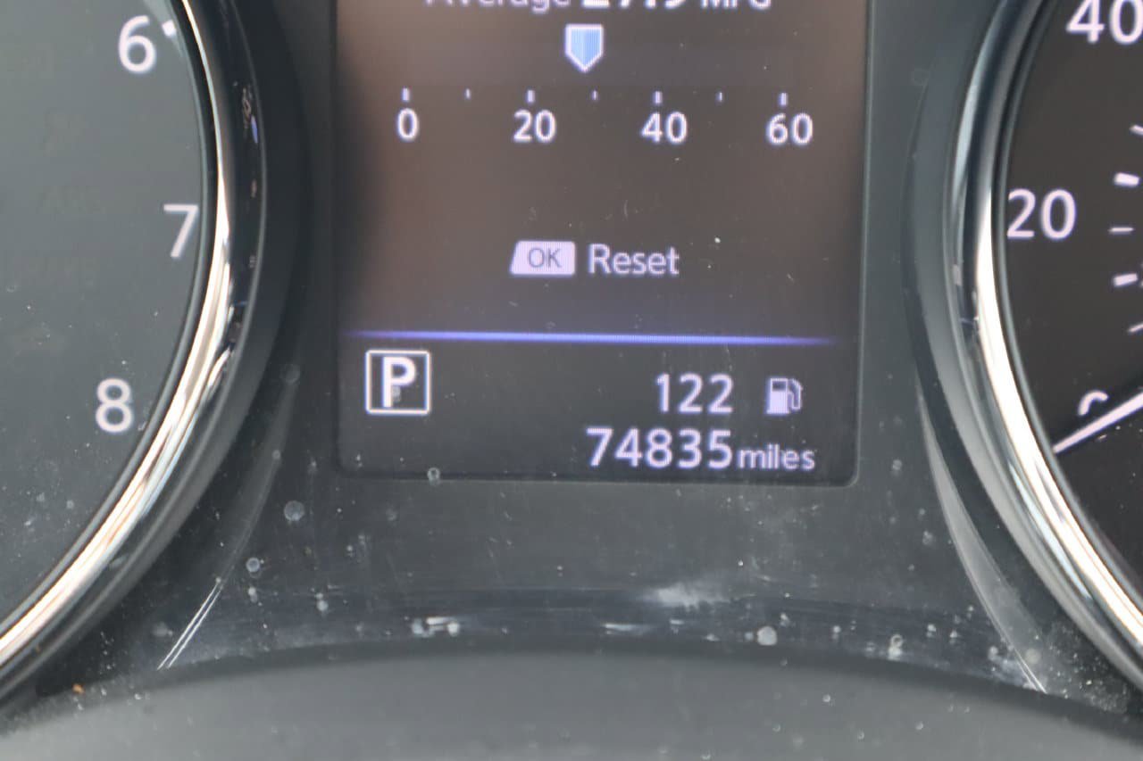 Used 2018 Nissan Rogue SL w/ Premium Package FWD image 11