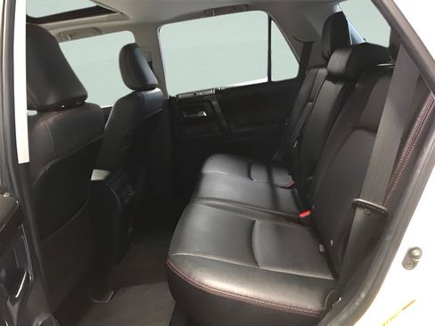 Certified 2021 Toyota 4Runner TRD Off-Road Premium w/ Moonroof Package AWD/4WD image 13