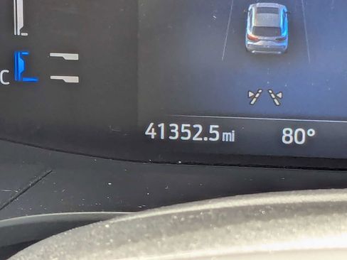 Used 2024 Ford Escape ST-Line w/ Cold Weather Package FWD image 30