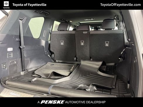 Used 2023 Lexus LX 600 4WD w/ Appearance Package image 12