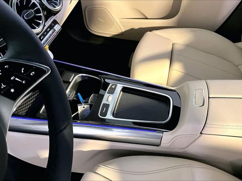 New 2026 Mercedes-Benz GLA 250 4MATIC image 10