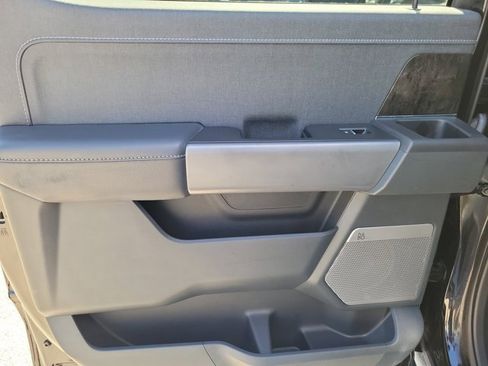 Used 2023 Ford F150 Lariat image 14