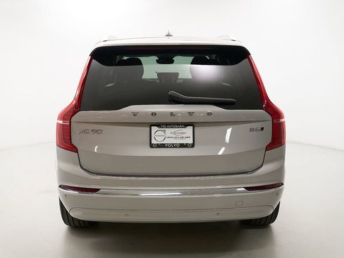 Certified 2024 Volvo XC90 B6 Plus w/ Protection Package Premier AWD/4WD image 8