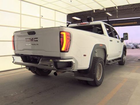 Used 2024 GMC Sierra 3500 Pro w/ Fleet Convenience Package image 2