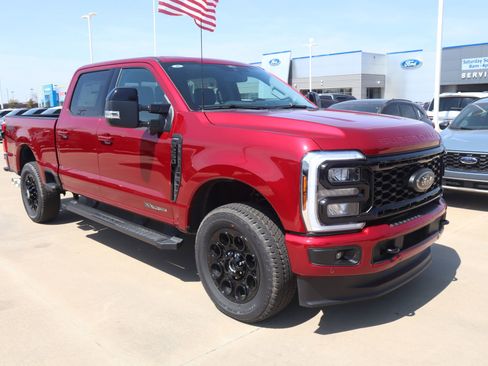 New 2026 Ford F250 Lariat w/ Black Appearance Package AWD/4WD image 1