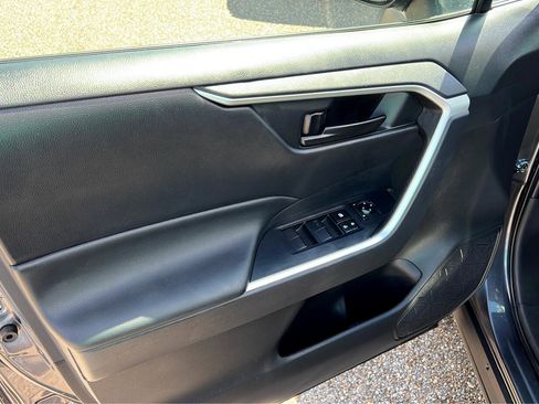 Used 2023 Toyota RAV4 LE image 12