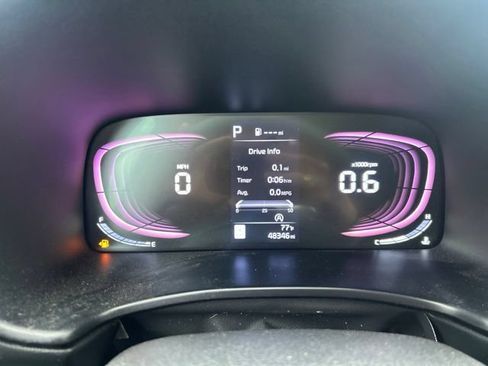 Used 2024 Kia Soul LX w/ Option Group 015 FWD image 11