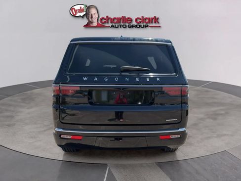 Used 2024 Jeep Wagoneer Series II AWD/4WD image 4