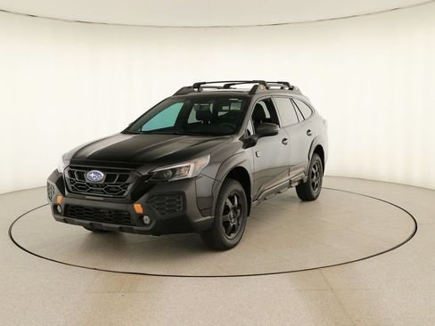 Used 2025 Subaru Outback Wilderness AWD/4WD image 12