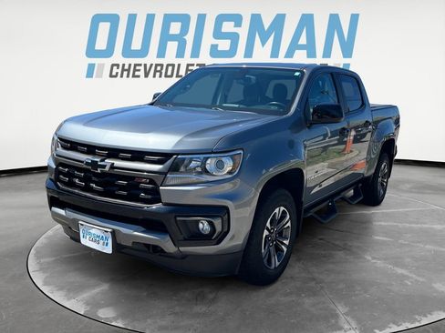 Used 2022 Chevrolet Colorado Z71 AWD/4WD image 2