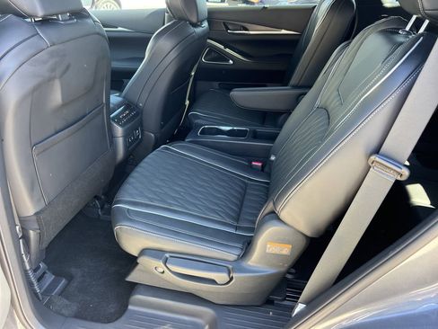 Certified 2026 INFINITI QX60 Autograph w/ Dark Cargo Package AWD/4WD image 17