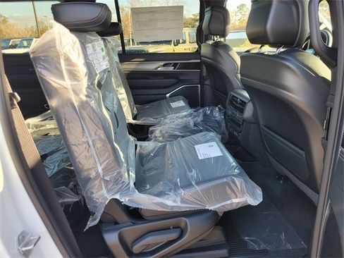 New 2026 Jeep Grand Wagoneer L Limited image 14