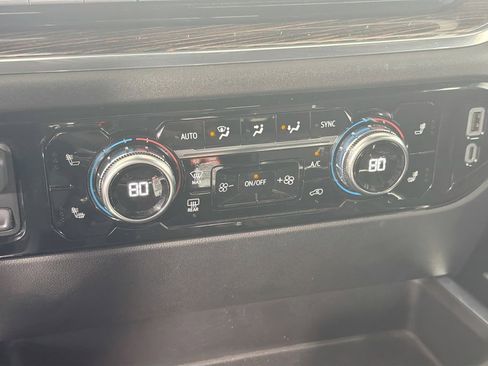 Used 2024 GMC Sierra 1500 Elevation w/ Preferred Package AWD/4WD image 18