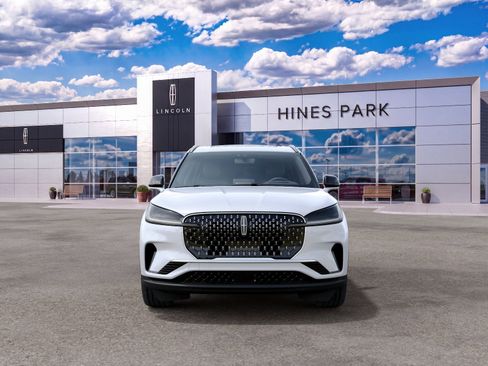 New 2027 Lincoln Aviator Reserve RWD image 3