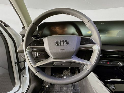 New 2026 Audi Q3 quattro 2.0T image 11
