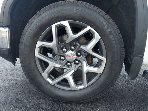 Used 2023 GMC Sierra 1500 SLT w/ SLT Premium Package image 31