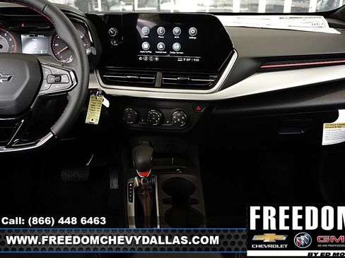 New 2026 Chevrolet Trax RS w/ Driver Confidence Package FWD image 19