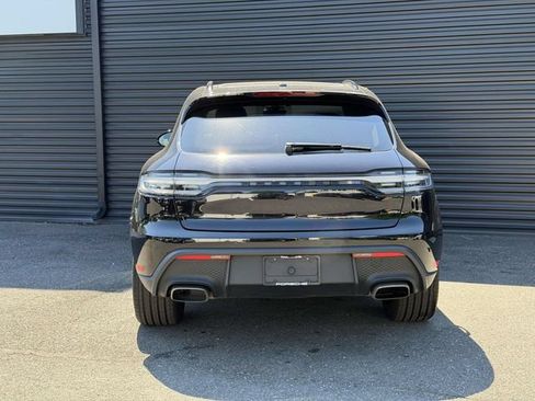 Used 2026 Porsche Macan AWD/4WD image 5