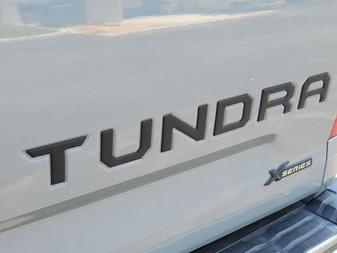 Used 2021 Toyota Tundra SR5 w/ SR5 Upgrade Package AWD/4WD image 11